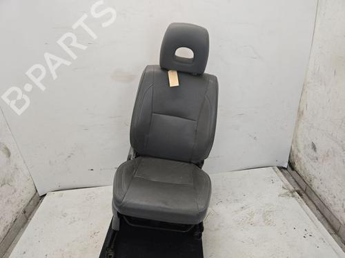 Used Right front seat Right front seat SUZUKI GRAND VITARA I (FT, HT) 2.7 4x4 (JA627, SQ627W2) (173 hp) 35947659 35947659