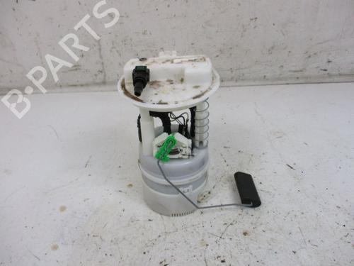 Used Fuel pump RENAULT TWINGO II (CN0_) 1.2 16V (CN04, CN0B) (75 hp) 18799137