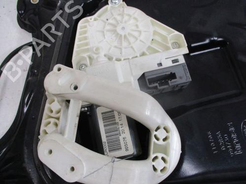 Front left window mechanism LAND ROVER DISCOVERY III (L319) 2.7 TD 4x4 | BP18795831C22 