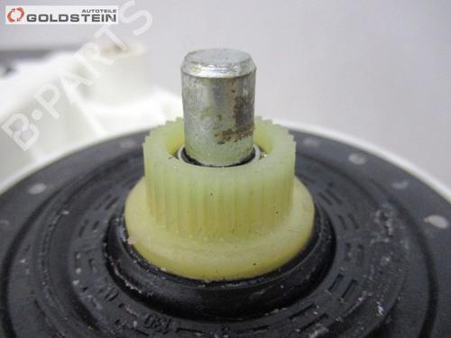 Right front window motor AUDI A3 (8P1) 2.0 FSI | BP37103409E20 - Image 3