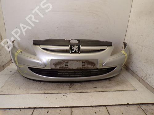 Used Front bumper PEUGEOT 307 CC (3B) 2.0 16V (136 hp) 19292920