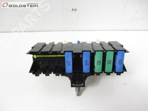 Used Fuse box Fuse box 38025768 38025768