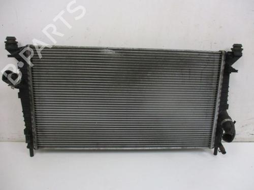 Used Water radiator Water radiator 37114887 37114887