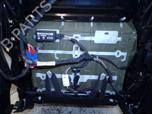 Right front seat RENAULT GRAND SCÉNIC III (JZ0/1_) 2.0 dCi (JZ0Y, JZ26) | BP29089316C16 