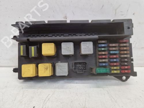 Used Fuse box Fuse box MERCEDES-BENZ SPRINTER 3,5-t Van (B906) 311 CDI (906.631, 906.633, 906.635, 906.637) (109 hp) 33276240 33276240