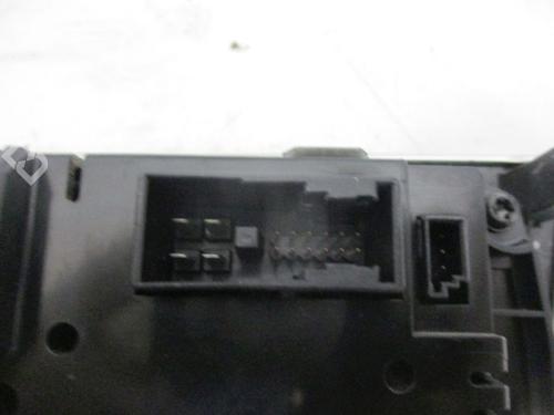 Climate control MERCEDES-BENZ C-CLASS (W203) C 230 Kompressor (203.040) | BP18799339I5