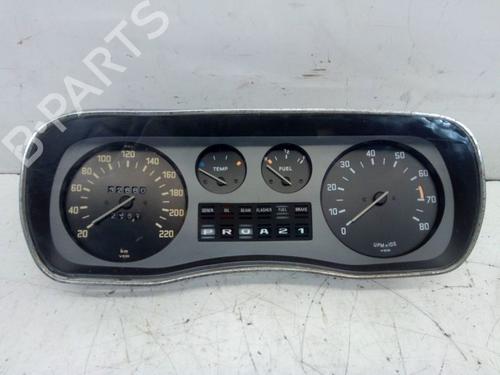 Display de informações BMW 2500-3.3 (E3) 2500 (150 hp) 31702952