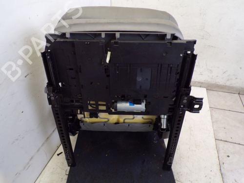 Left front seat BMW 5 (E60) 530 i | BP37118882C15 - Image 9