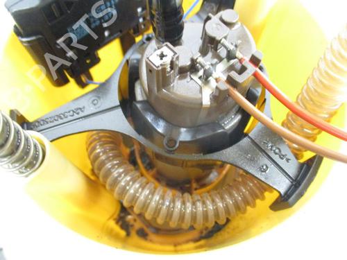 Fuel pump FIAT SEDICI (189_) 2.0 D Multijet 4x4 | BP18808647M76 