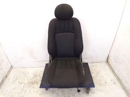 Used Right front seat MERCEDES-BENZ C-CLASS (W203) C 200 Kompressor (203.042) (163 hp) 18808101