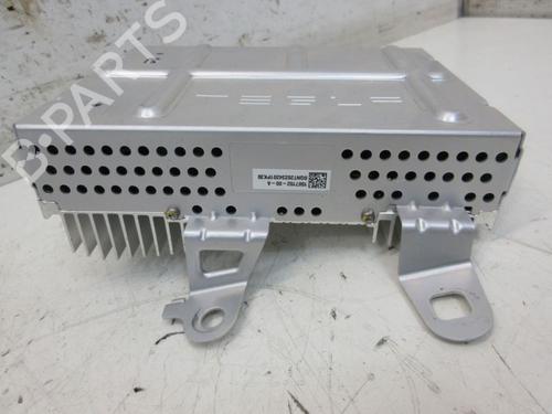Electronic module TESLA MODEL Y (5YJY) EV Performance All-wheel Drive | BP38505926M83 - Image 7