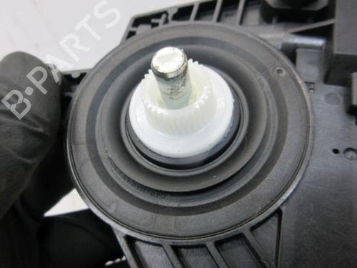 Left front window motor BMW 5 (G30, F90) 520 i | BP22374825E21 