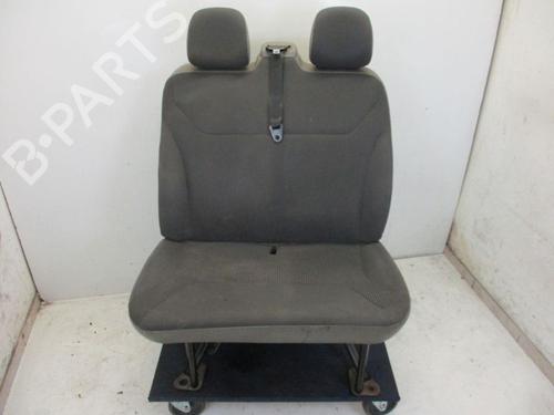 Used Right front seat OPEL VIVARO A Van (X83) 2.0 CDTI (F7) (114 hp) 18795681