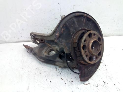 Used Right rear steering knuckle Right rear steering knuckle 37136695 37136695