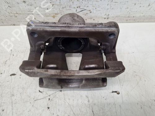 Højre bremsekaliber foran MERCEDES-BENZ A-CLASS (W177) A 200 (177.087) (163 hp) 29105405