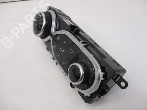 Climate control RENAULT CLIO IV (BH_) 1.2 TCe 120 (BHM0) | BP29083644I5