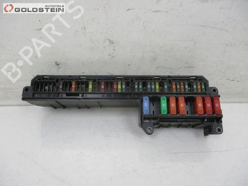 Used Fuse box Fuse box 37098528 37098528