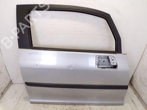 Used Right front door PEUGEOT 1007 (KM_) 1.4 (75 hp) 29089068