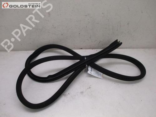 rubber-door-seal-mercedes-benz-c-class-w204-2007-2008-2009-2010-2011-2012-2013-2014-2015-37094971 main image