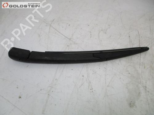 Used Front windshield wiper arm MAZDA 5 (CR) 2.0 CD (CR19) (143 hp) 13762619