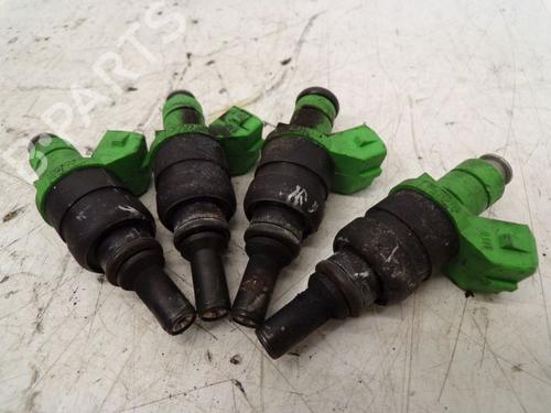 Used Injector MERCEDES-BENZ C-CLASS (W203) C 200 Kompressor (203.042) (163 hp) 29086270