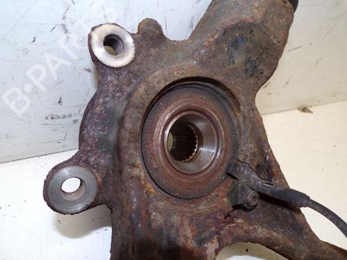 Left front steering knuckle CITROËN C4 Grand Picasso I (UA_) 1.6 HDi | BP30667766M25