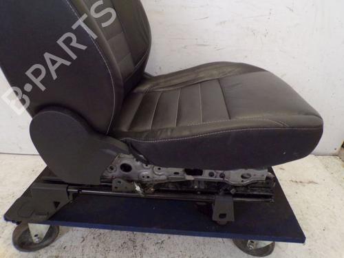 Left front seat FORD FOCUS III Saloon 1.6 TDCi | BP37122970C15 - Image 10