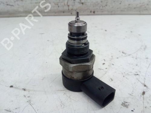 Electronic sensor VW PASSAT B6 Variant (3C5) 2.0 TDI | BP37138283M84 - Image 2