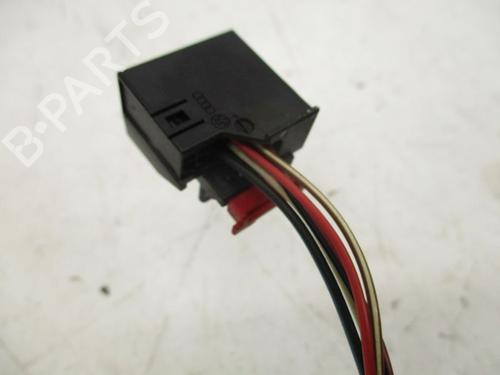 Right mirror AUDI A3 (8P1) 2.0 TDI 16V | BP29085743C27 