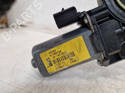 Moteur de lève-vitre avant droit FIAT PUNTO EVO (199_) 1.3 D Multijet | BP29108005E20 