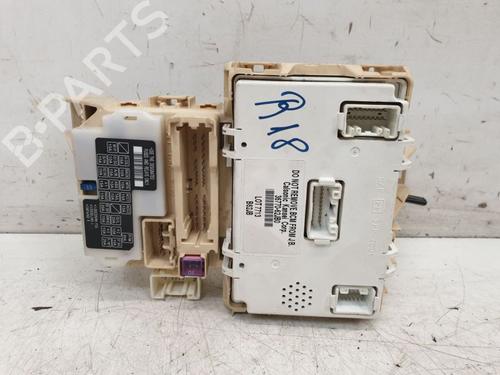 Used Fuse box Fuse box 36656090 36656090