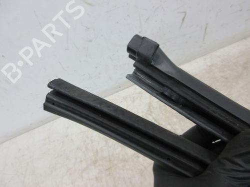 Rubber door seal VW EOS (1F7, 1F8) 2.0 FSI | BP19397581C142 