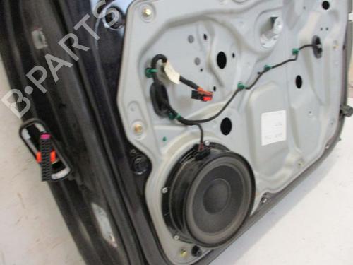 Right front door VW TOURAN (1T1, 1T2) 1.9 TDI | BP26647584C3 