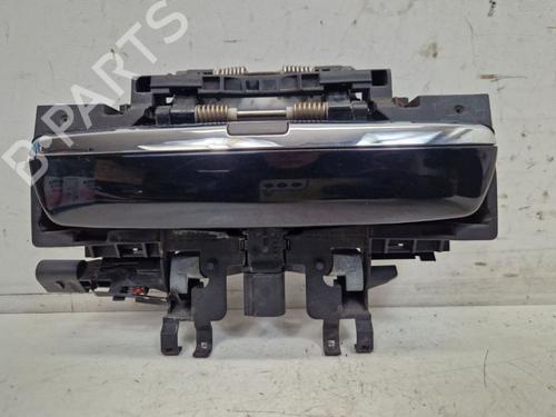 front-left-exterior-door-handle-audi-a8-d3-4e2-4e8-2002-2003-2004-2005-2006-2007-2008-2009-2010-37145798 main image