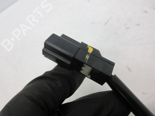 Seat buckle MITSUBISHI MIRAGE / SPACE STAR VI Hatchback (A0_A) 1.2 (A03A) | BP29097817I32 