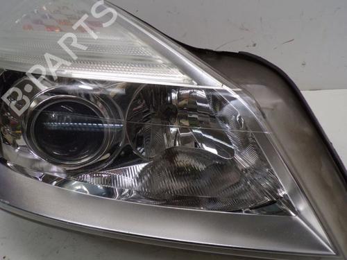 Right headlight RENAULT ESPACE IV (JK0/1_) 2.0 (JK09) | BP18804778C29