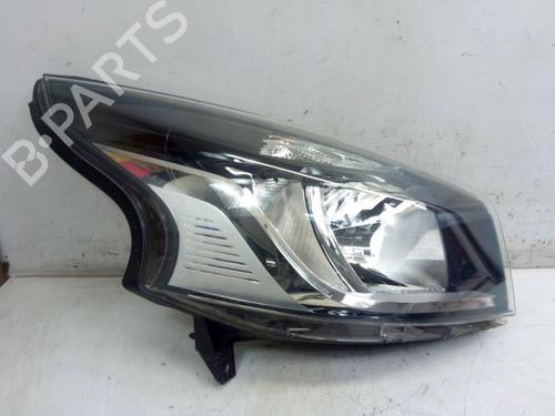 Faro destro RENAULT TRAFIC III Van (FG_) 1.6 dCi 95 (FGMJ, FGMR) (95 hp) 31807858