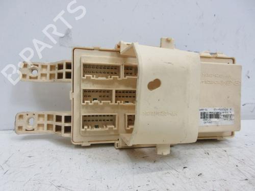 Fuse box HYUNDAI SANTA FÉ II (CM) 2.2 CRDi GLS 4x4 | BP30668075E1 