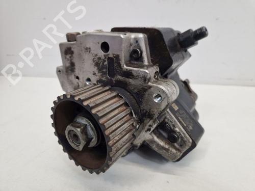 Pompe à injection AUDI A8 D3 (4E2, 4E8) 4.2 TDI quattro (326 hp) 31877069