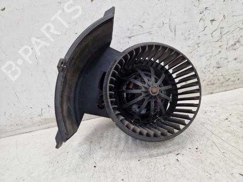 Used Heater blower motor VW TRANSPORTER T5 Bus (7HB, 7HJ, 7EB, 7EJ) 2.5 TDI (130 hp) 29107352
