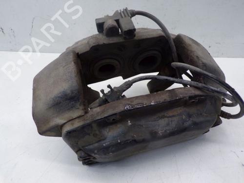 Used Right front brake caliper MERCEDES-BENZ S-CLASS (W220) S 320 CDI (220.026, 220.126) (197 hp) 18805504