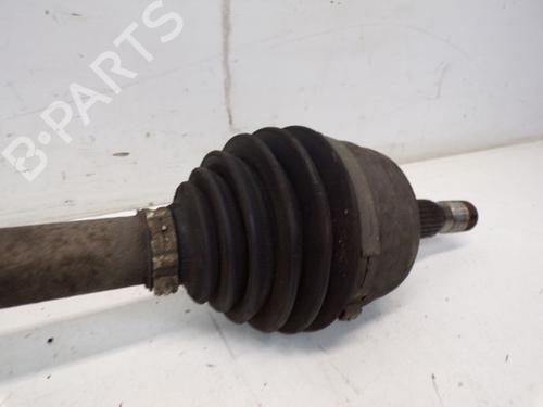 Right front driveshaft PEUGEOT 5008 (0U_, 0E_) 2.0 HDi 136 / BlueHDi 136 | BP25013742M39 