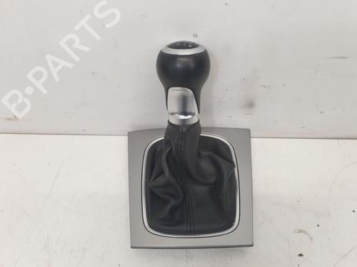 Used Shift knob Shift knob AUDI A3 (8P1) 1.4 TFSI (125 hp) 32230112 32230112
