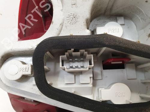 Right taillight SKODA YETI (5L) 1.2 TSI | BP34738599C35  - Image 6