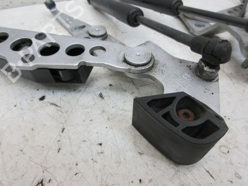 Hinge/Door check strap MERCEDES-BENZ CLK Convertible (A209) CLK 200 Kompressor (209.442) | BP29087440C146 
