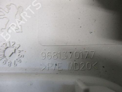 Interior roof light PEUGEOT 5008 (0U_, 0E_) 1.6 16V | BP18803104I8