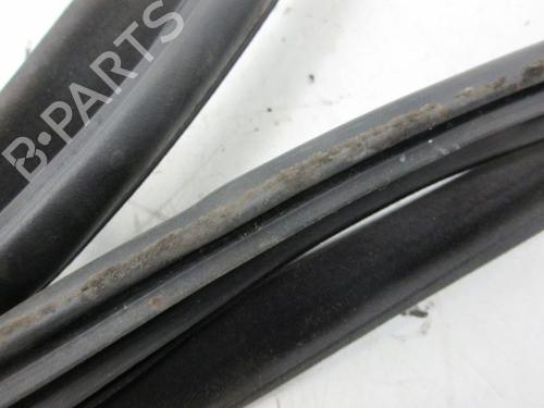 Rubber door seal VOLVO XC90 I (275) 2.5 T AWD | BP29092653C142 