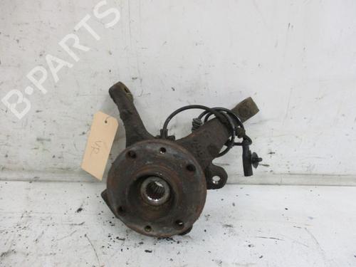 Used Right front steering knuckle DACIA SANDERO 1.2 16V (75 hp) 18798683