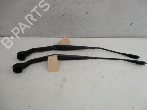 Front windshield wiper arm FORD KUGA II (DM2) 1.6 EcoBoost 4x4 | BP37122747C143 - Image 3