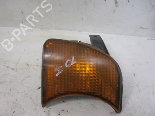 Used Right front indicator Right front indicator BMW 5 (E34) 520 i (129 hp) 18798532 18798532